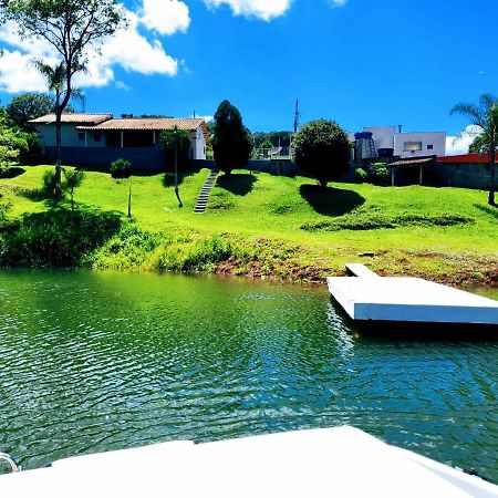 Chacara Gazotti Beira Lago Capitólio Exteriér fotografie